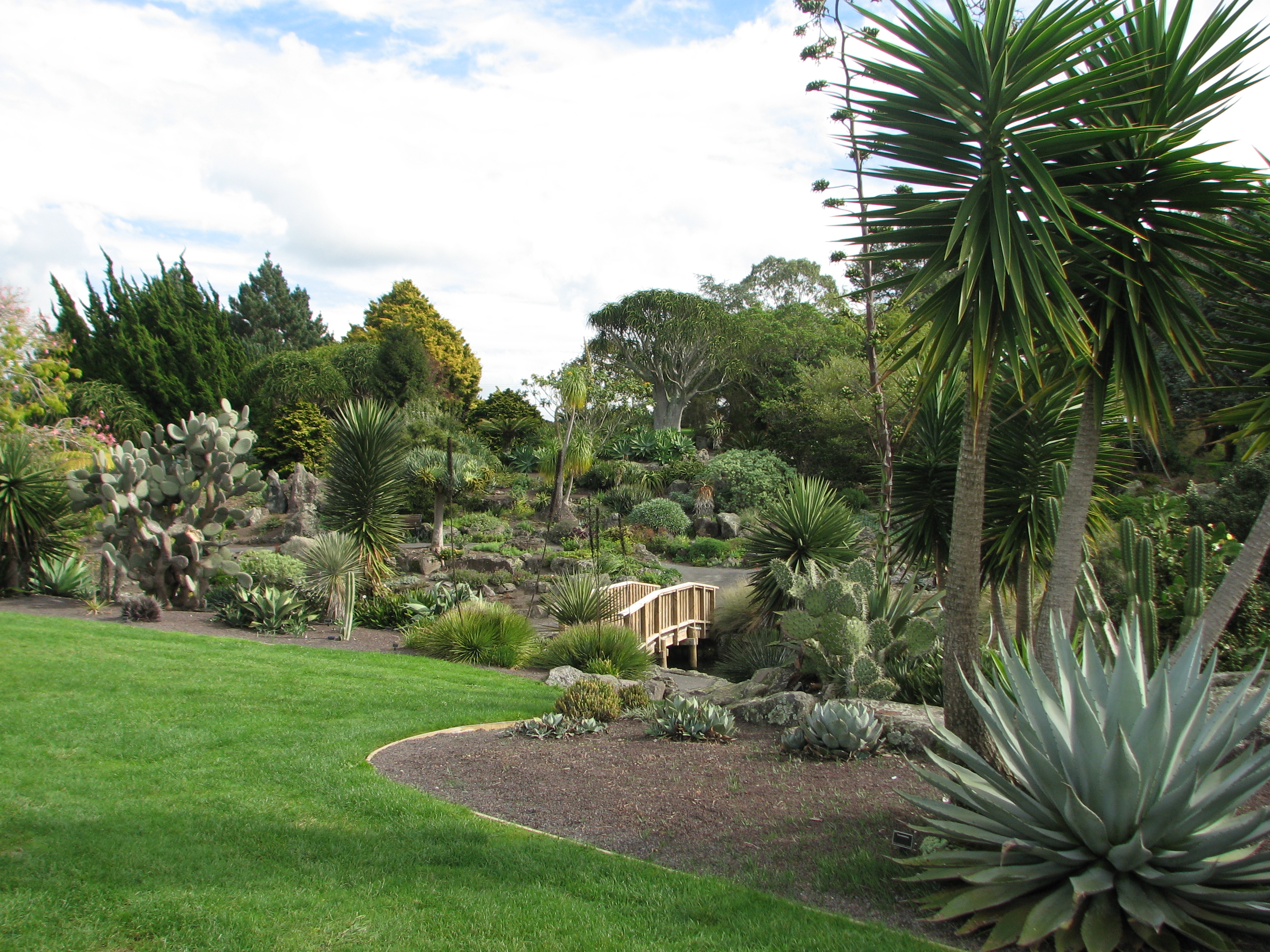 Botanic Footpath