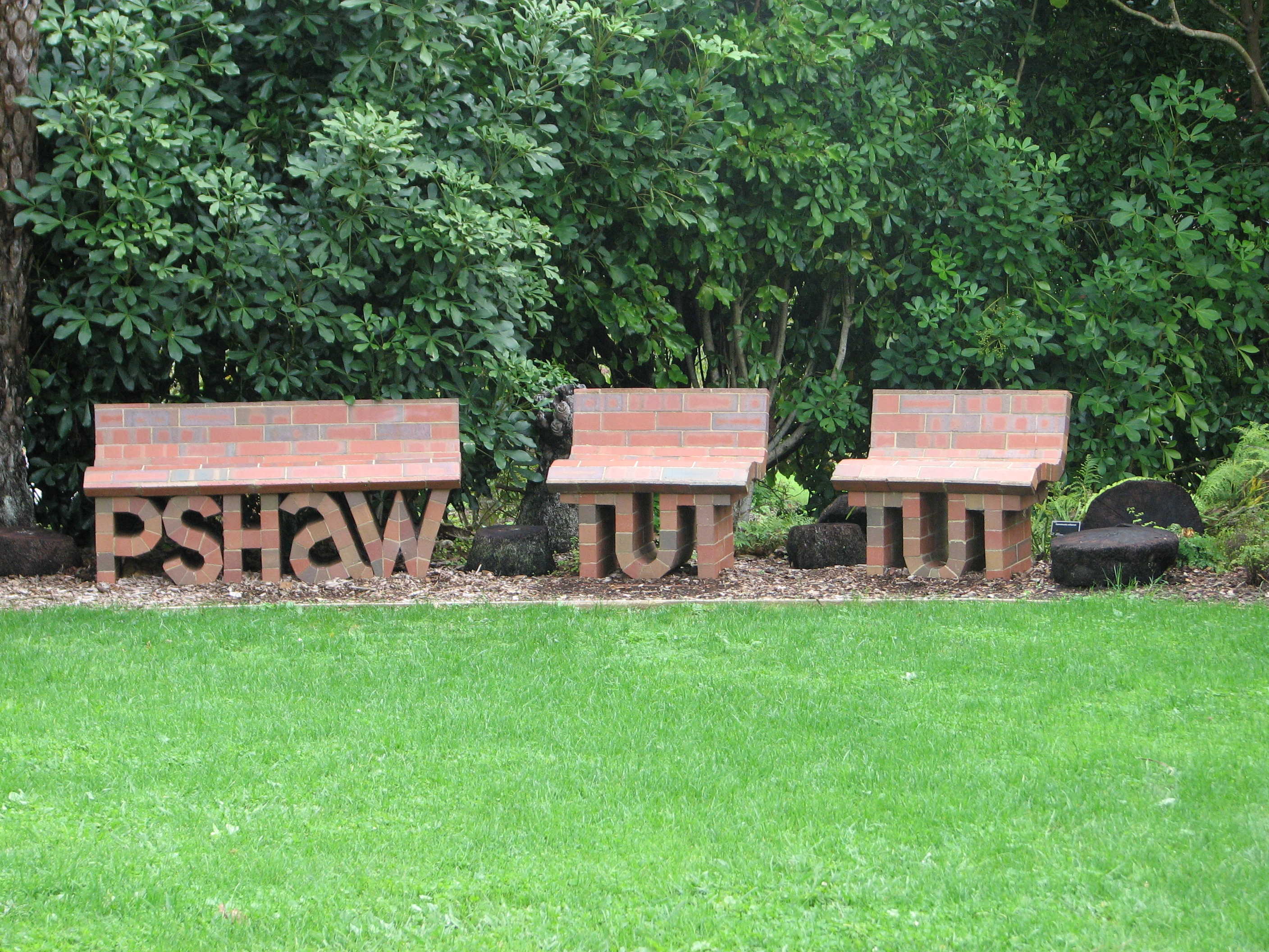 Botanic Benches